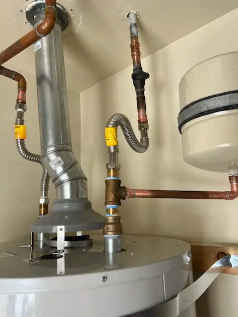 Water heater installation and plumbing repair in Barnitz